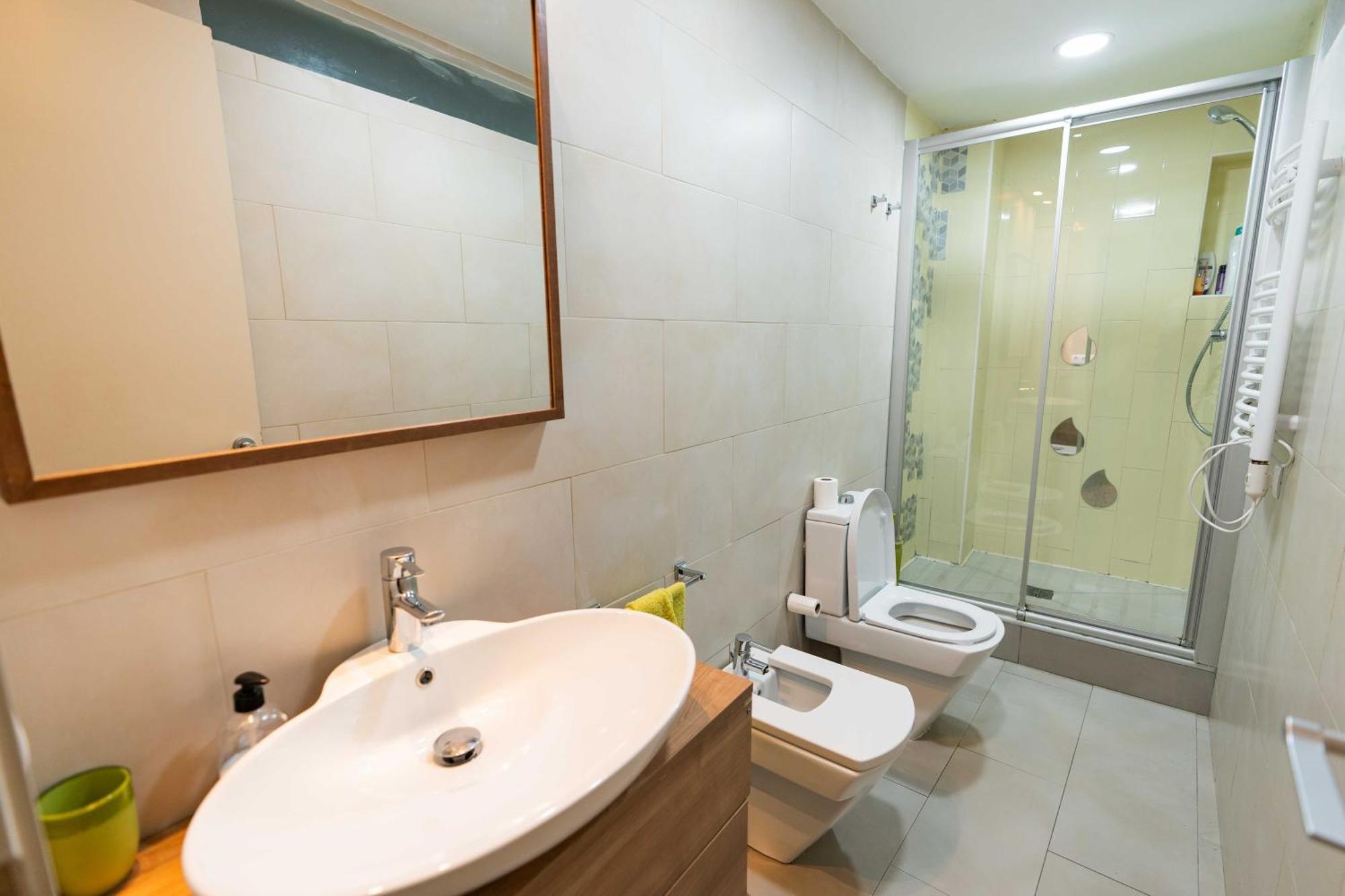 Semoleres Apartment Barcelona Luaran gambar